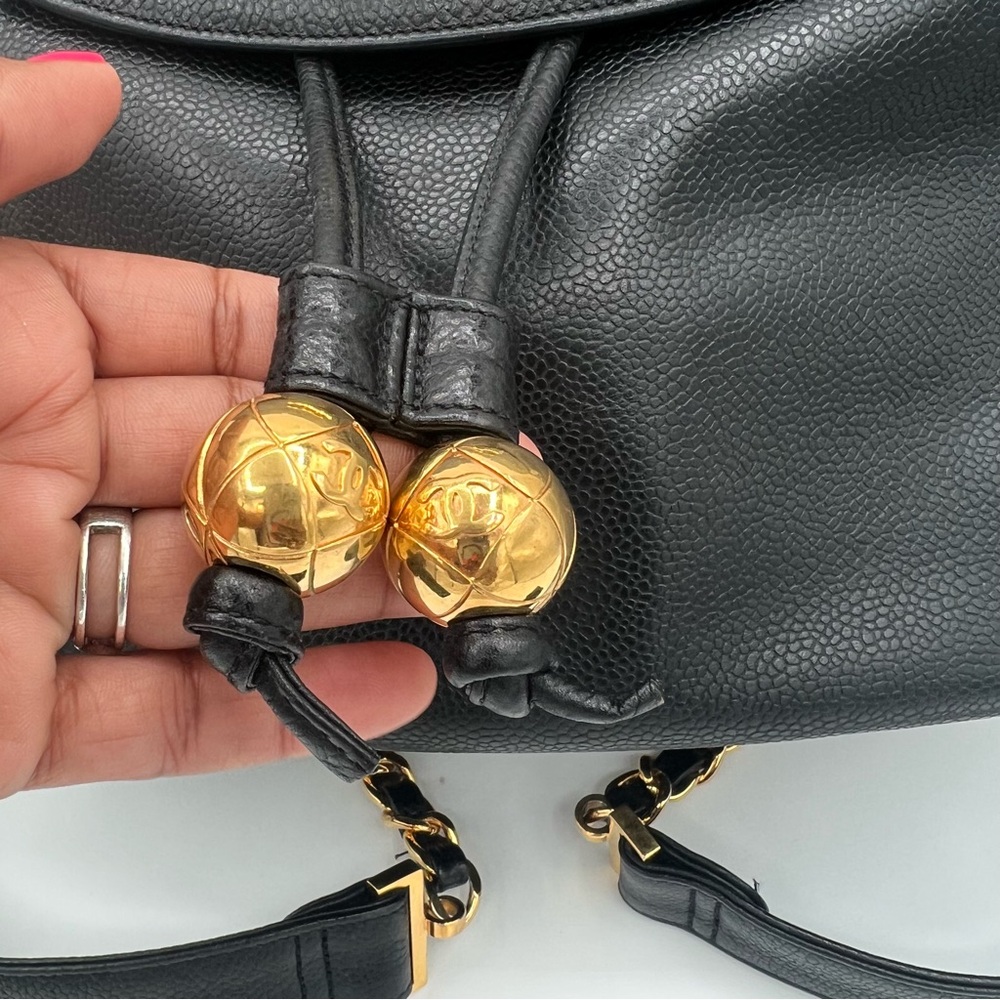 ❗️SOLD ❗️Chanel backpack caviar skin 24k gold plated hardware❤️ - Picture 3 of 16